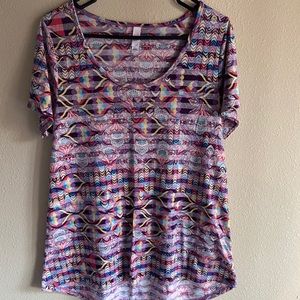 Lularoe Classic tee